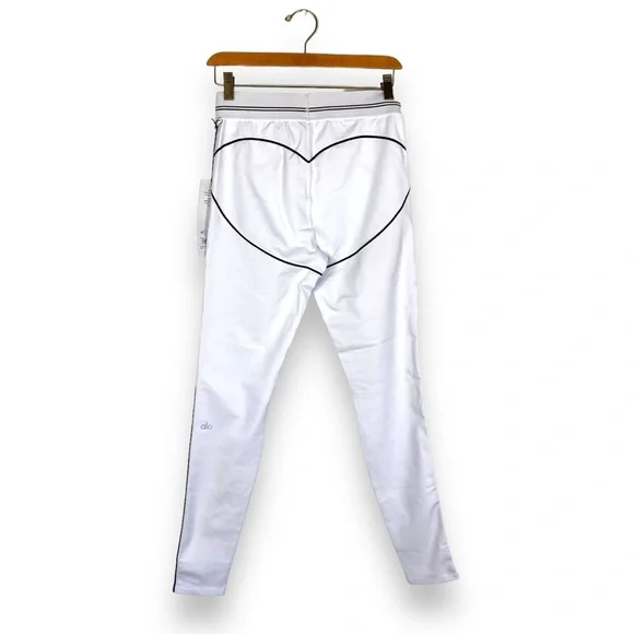 NWT Brand New ALO Airbrush High-Waist Heart Throb Leggings White Black Medium - Picture 11 of 14